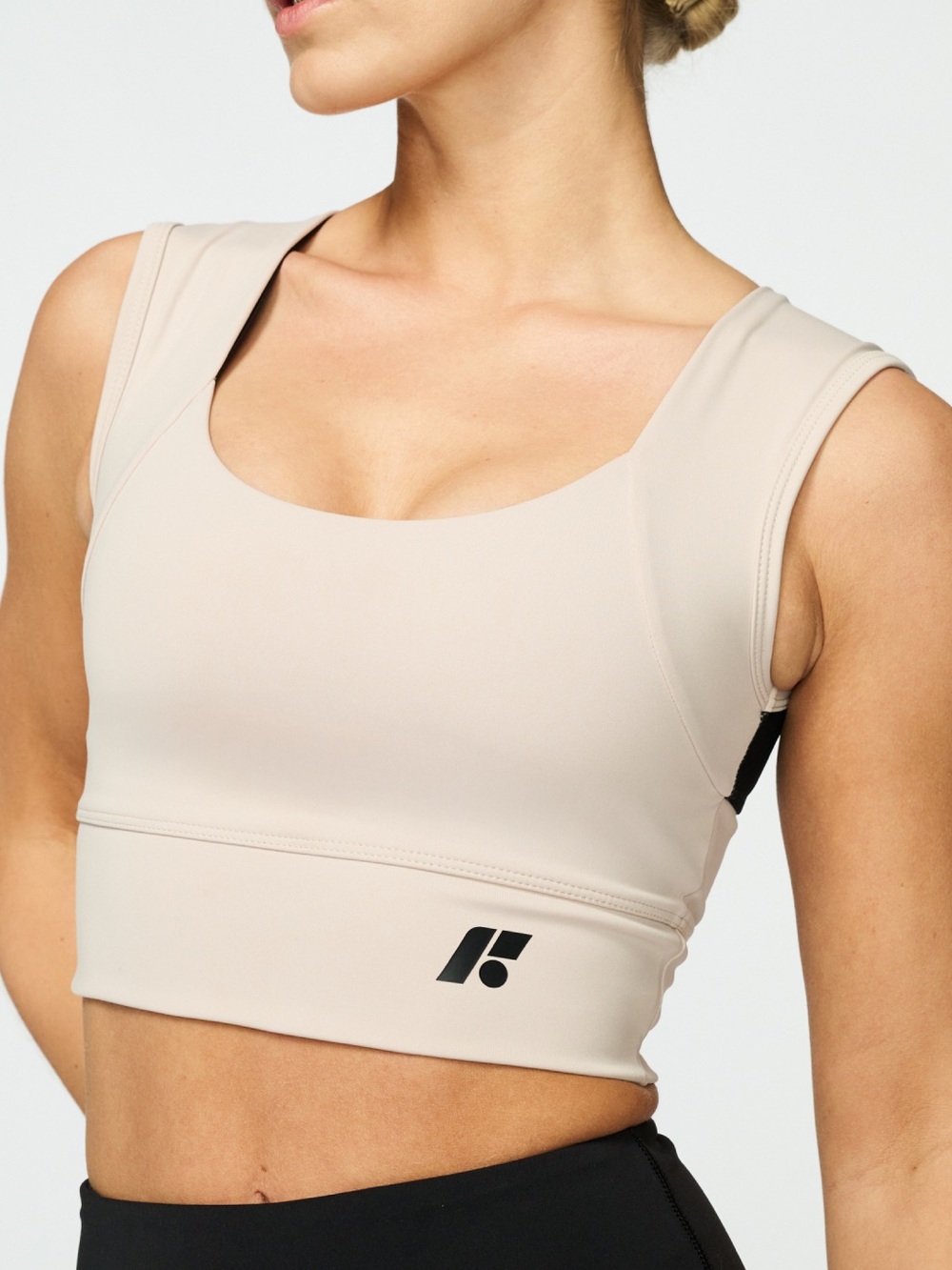 Forme Power Bra Square-Neck Sports Bra
Women’s Medium